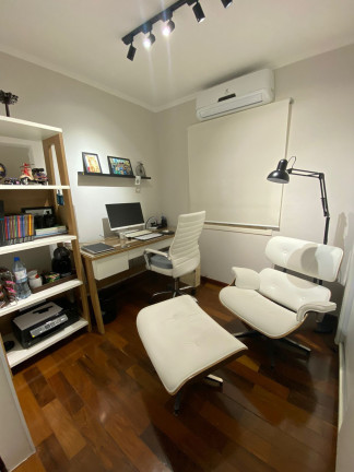 Imagem Casa com 4 Quartos à Venda, 240 m² em Jardim Aeroporto - São Paulo