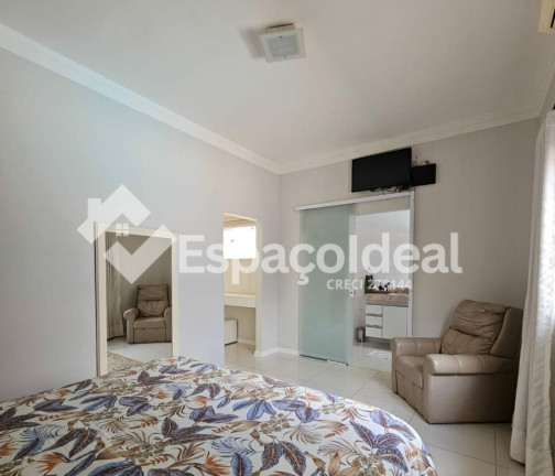 Imagem Casa com 3 Quartos à Venda, 206 m² em Jardim Itamaraty - Lençóis Paulista