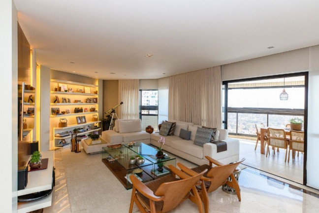 Imóvel com 4 Quartos à Venda, 247 m² em Alto Da Lapa - São Paulo