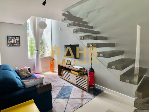 Imagem Casa com 3 Quartos à Venda, 115 m² em Vila Nova - Joinville Imagem Casa com 3 Quartos à Venda, 115 m² em Vila Nova - Joinville