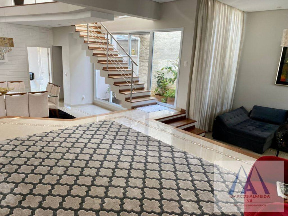 Imagem Casa com 3 Quartos à Venda, 340 m² em Vila Oliveira - Mogi Das Cruzes
