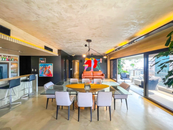 Apartamento com 3 Quartos à Venda, 261 m² em Petrópolis - Porto Alegre