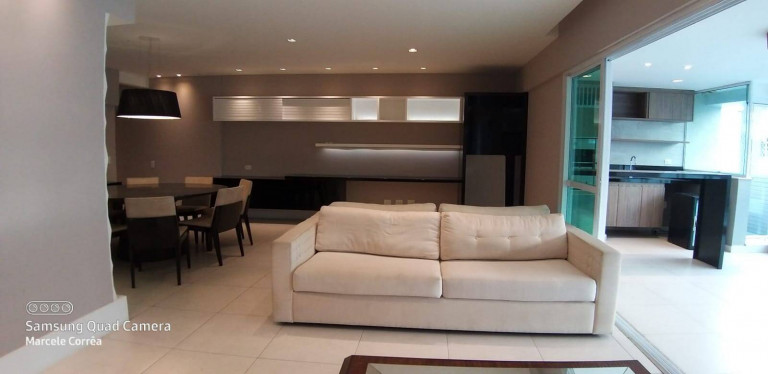 Imagem Apartamento com 3 Quartos à Venda, 210 m² em Icaraí - Niterói Imagem Apartamento com 3 Quartos à Venda, 210 m² em Icaraí - Niterói
