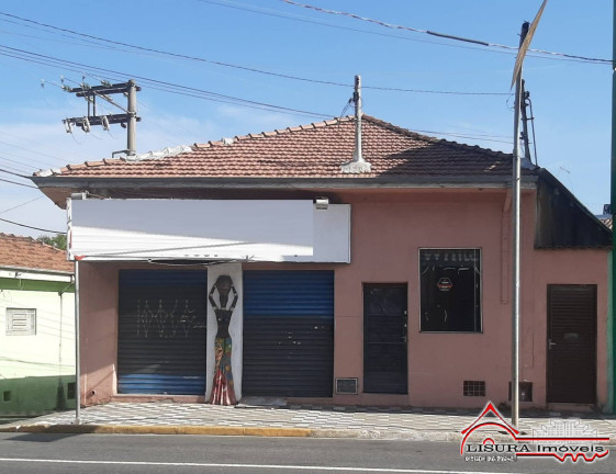 Sala Comercial à Venda, 329 m² em Centro - Jacareí