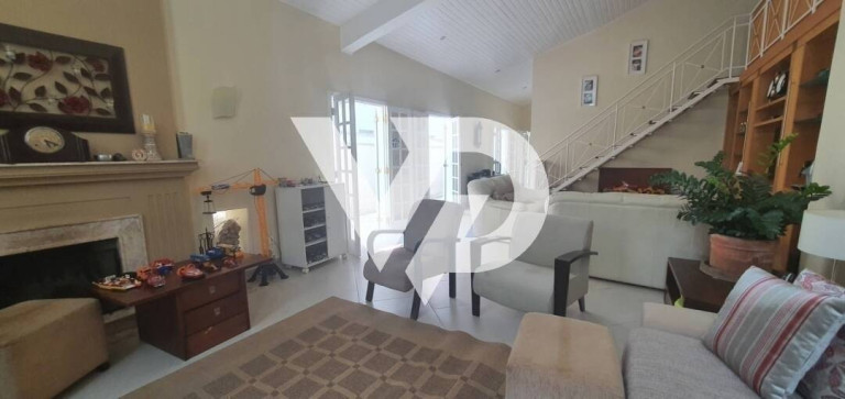 Imagem Casa com 3 Quartos à Venda, 250 m² em Alphaville - Santana De Parnaíba Imagem Casa com 3 Quartos à Venda, 250 m² em Alphaville - Santana De Parnaíba