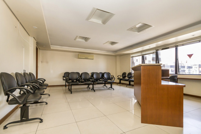 Imagem Sala Comercial à Venda, 115 m² em Santana - Porto Alegre Imagem Sala Comercial à Venda, 115 m² em Santana - Porto Alegre