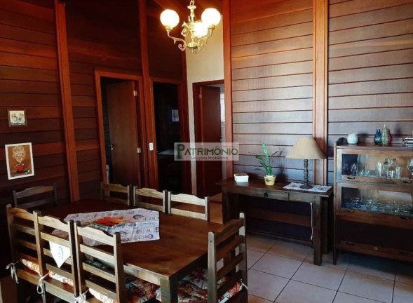 Imagem Casa com 4 Quartos à Venda, 250 m² em Alameda Dos Cambucis - Monte Alegre Do Sul Imagem Casa com 4 Quartos à Venda, 250 m² em Alameda Dos Cambucis - Monte Alegre Do Sul