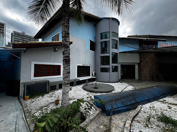 Sobrado com 5 Quartos à Venda, 286 m² em Canto Do Forte - Praia Grande