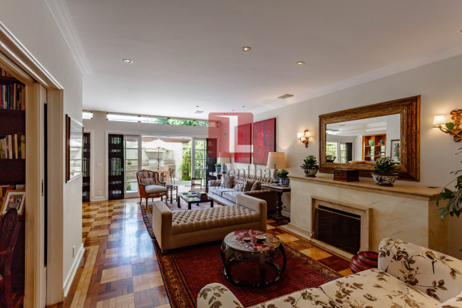Imagem Casa com 3 Quartos à Venda, 450 m² em Jardim Paulista - São Paulo Imagem Casa com 3 Quartos à Venda, 450 m² em Jardim Paulista - São Paulo