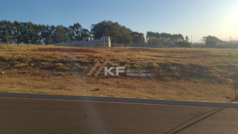 Imagem Terreno à Venda, 275 m² em Jardim Das Acácias - Cravinhos