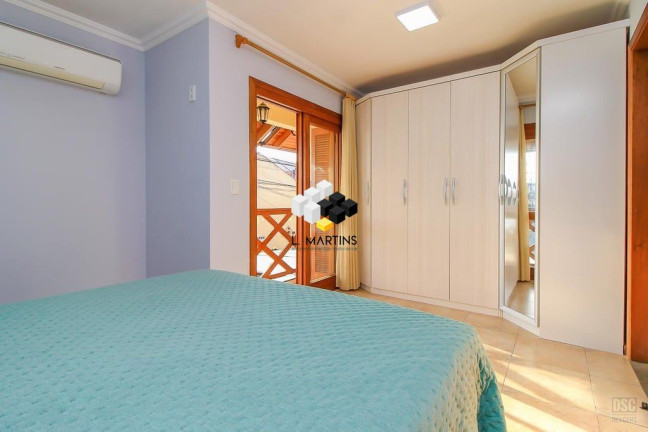 Imagem Casa com 3 Quartos à Venda, 155 m² em Hípica - Porto Alegre Imagem Casa com 3 Quartos à Venda, 155 m² em Hípica - Porto Alegre