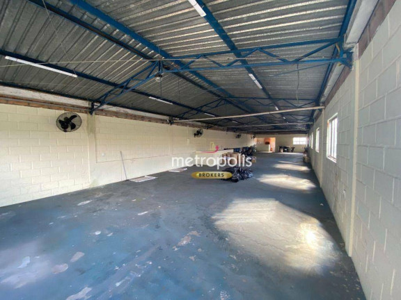 Galpão à Venda ou Locação, 587 m² em Fundação - São Caetano Do Sul
