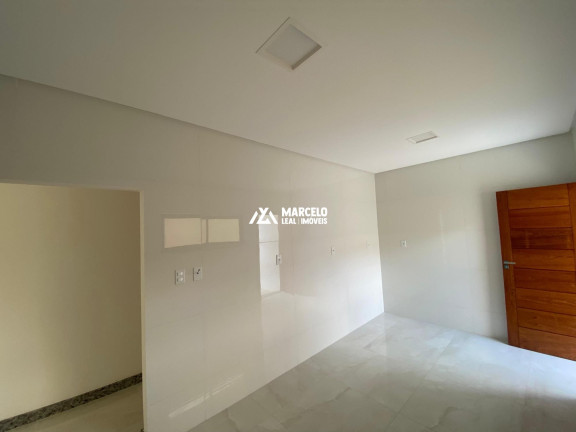 Casa com 3 Quartos à Venda, 170 m² em Candeias - Vitória Da Conquista