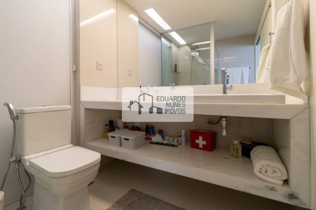 Imagem Apartamento com 2 Quartos à Venda, 164 m² em Lourdes - Belo Horizonte Imagem Apartamento com 2 Quartos à Venda, 164 m² em Lourdes - Belo Horizonte