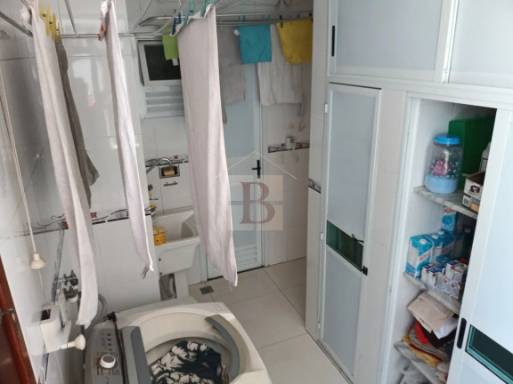 Imagem Imóvel com 4 Quartos à Venda, 243 m² em Icaraí - Niterói Imagem Imóvel com 4 Quartos à Venda, 243 m² em Icaraí - Niterói