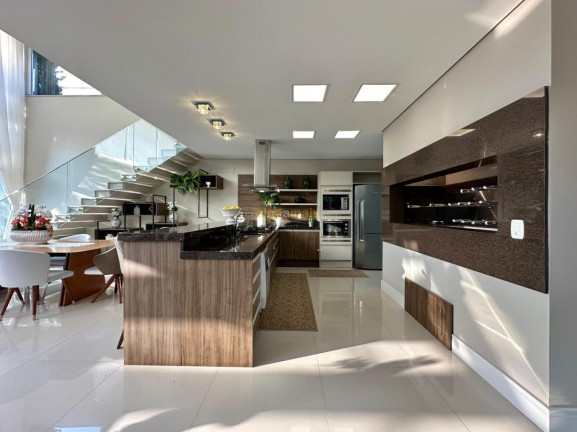 Imagem Casa com 4 Quartos à Venda, 242 m² em Condominio Velas Da Marina - Capão Da Canoa Imagem Casa com 4 Quartos à Venda, 242 m² em Condominio Velas Da Marina - Capão Da Canoa