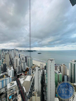 Imagem Apartamento com 4 Quartos à Venda, 180 m² em Centro - Balneário Camboriú Imagem Apartamento com 4 Quartos à Venda, 180 m² em Centro - Balneário Camboriú