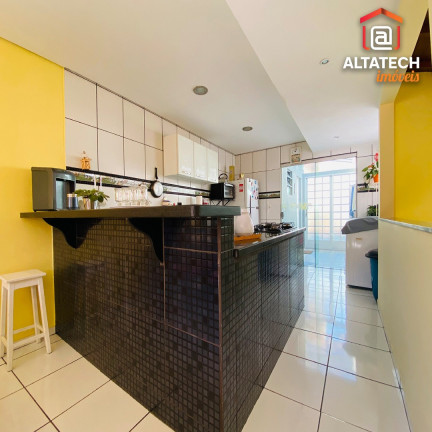 Imagem Casa com 2 Quartos à Venda, 172 m² em Vila Nova - Poços De Caldas