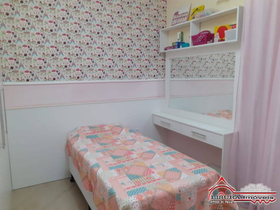 Imagem Casa com 3 Quartos à Venda, 238 m² em Jardim Maria Amélia - Jacareí Imagem Casa com 3 Quartos à Venda, 238 m² em Jardim Maria Amélia - Jacareí