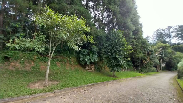 Imagem Terreno à Venda, 2 m² em Moinho Velho - Embu Das Artes Imagem Terreno à Venda, 2 m² em Moinho Velho - Embu Das Artes