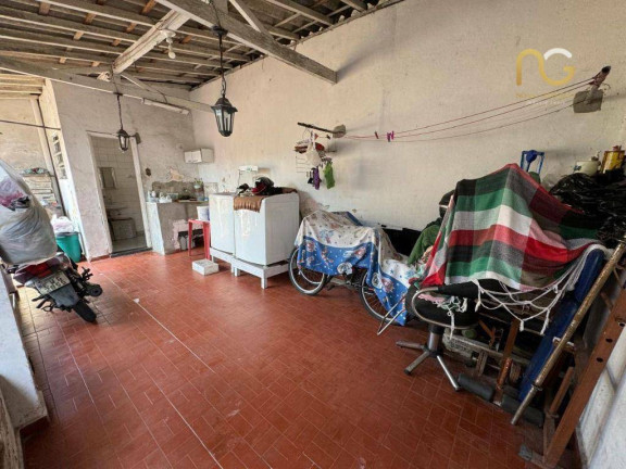 Imagem Sobrado com 3 Quartos à Venda, 208 m² em Vila Cascatinha - São Vicente
