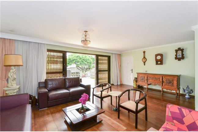Imagem Casa com 5 Quartos à Venda, 250 m² em Jardim Aeroporto - São Paulo Imagem Casa com 5 Quartos à Venda, 250 m² em Jardim Aeroporto - São Paulo