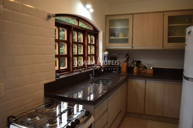 Imagem Casa com 4 Quartos à Venda, 300 m² em Região De Capivari - Campos Do Jordão Imagem Casa com 4 Quartos à Venda, 300 m² em Região De Capivari - Campos Do Jordão