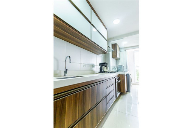 Imagem Imóvel com 3 Quartos à Venda,  em Jardim Marilu - Carapicuíba
