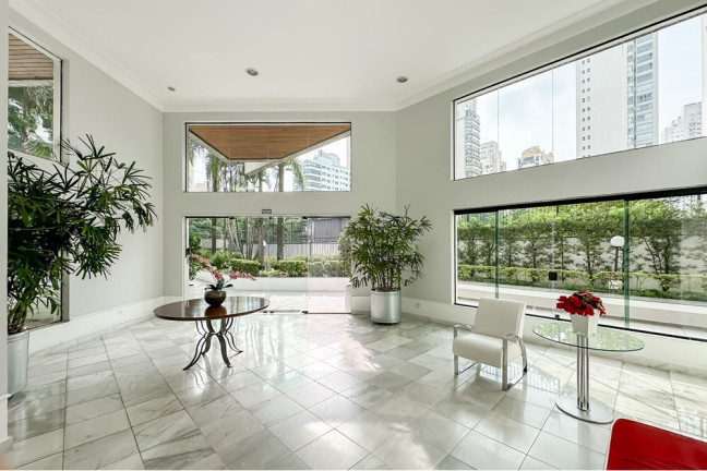 Imagem Imóvel com 4 Quartos à Venda, 244 m² em Vila Uberabinha - São Paulo Imagem Imóvel com 4 Quartos à Venda, 244 m² em Vila Uberabinha - São Paulo