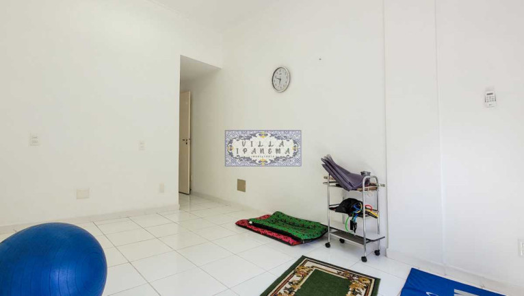 Imagem Apartamento com 4 Quartos à Venda, 192 m² em Copacabana - Rio De Janeiro Imagem Apartamento com 4 Quartos à Venda, 192 m² em Copacabana - Rio De Janeiro
