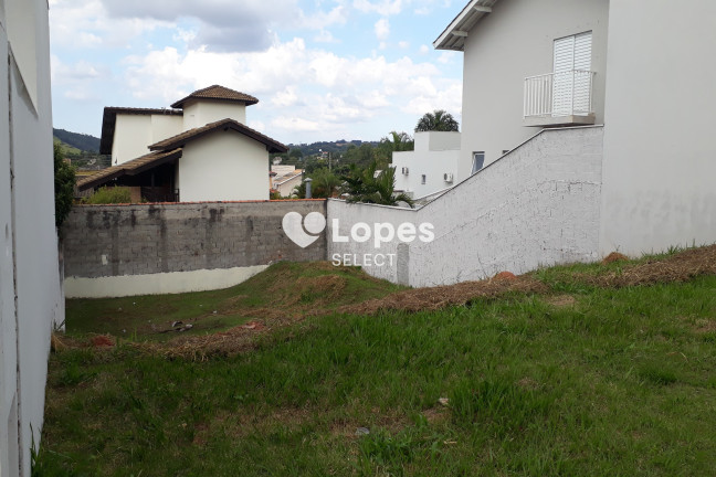 Terreno à Venda, 300 m² em Condomínio Residencial Itatiba Country Club - Itatiba