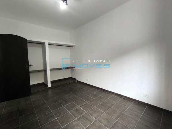 Imagem Casa com 3 Quartos à Venda, 166 m² em Flórida - Praia Grande Imagem Casa com 3 Quartos à Venda, 166 m² em Flórida - Praia Grande