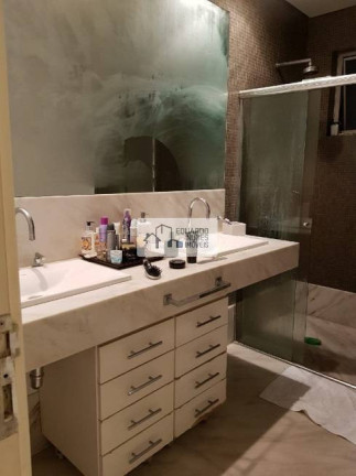 Imagem Casa com 4 Quartos à Venda, 354 m² em Santa Lúcia - Belo Horizonte Imagem Casa com 4 Quartos à Venda, 354 m² em Santa Lúcia - Belo Horizonte
