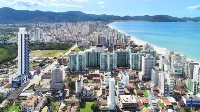 Imagem Imóvel com 3 Quartos à Venda, 128 m² em Itapema - Itapema