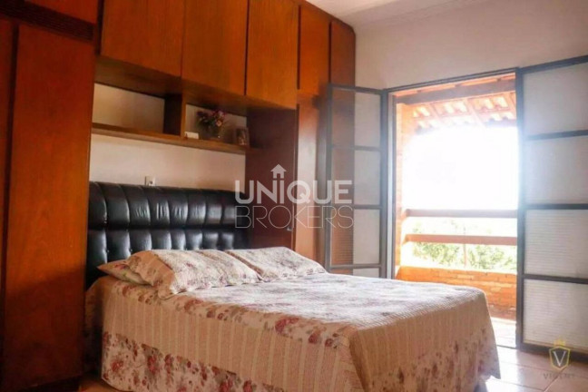 Imagem Chácara com 3 Quartos à Venda, 1.100 m² em Mato Dentro - Jundiaí
