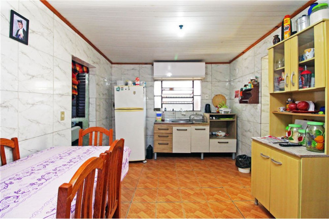 Imagem Casa com 3 Quartos à Venda,  em Sarandi - Porto Alegre