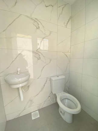 Imagem Casa com 3 Quartos à Venda,  em Cajueiros - Maricá