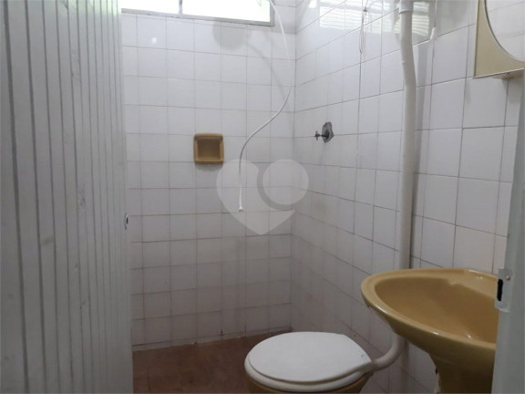 Imagem Casa com 2 Quartos para Alugar ou Temporada, 122 m² em Jundiaí