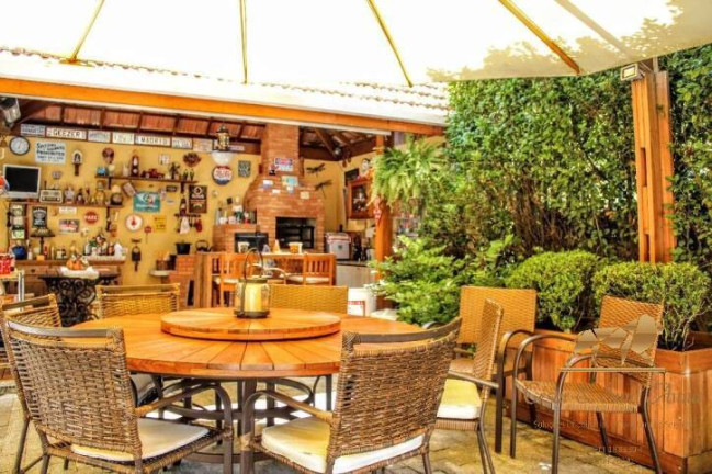 Imagem Casa com 12 Quartos à Venda, 600 m² em Capivari - Campos Do Jordão