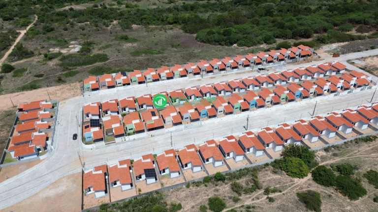 Imagem Casa com 2 Quartos à Venda, 200 m²