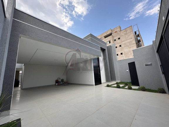 Imagem Casa com 3 Quartos à Venda, 300 m² em Morada Do Sol - Montes Claros