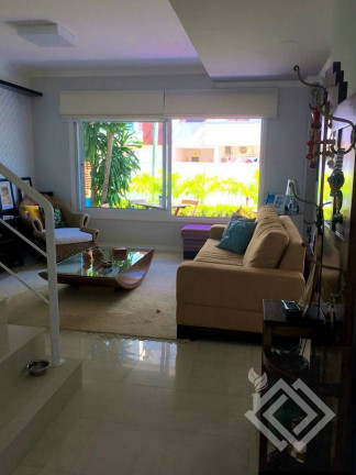 Imagem Casa com 3 Quartos à Venda, 220 m² em Jurerê Internacional - Florianópolis
