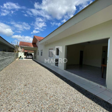 Imagem Casa com 3 Quartos à Venda, 198 m² em Centro - Jaraguá Do Sul Imagem Casa com 3 Quartos à Venda, 198 m² em Centro - Jaraguá Do Sul