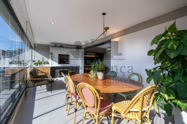 Imagem Apartamento com 2 Quartos à Venda, 118 m² em Pinheiros - São Paulo Imagem Apartamento com 2 Quartos à Venda, 118 m² em Pinheiros - São Paulo