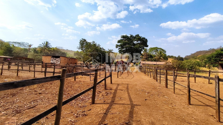 Imagem Imóvel com 7 Quartos à Venda, 8 m² em Setor Habitacional Fercal (sobradinho) - Brasília Imagem Imóvel com 7 Quartos à Venda, 8 m² em Setor Habitacional Fercal (sobradinho) - Brasília