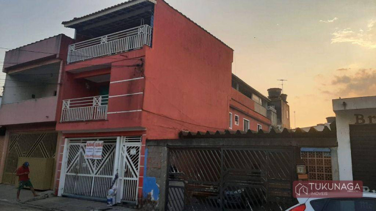 Sobrado com 10 Quartos à Venda, 370 m² em Jardim Presidente Dutra - Guarulhos