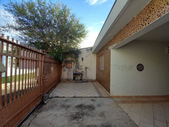 Casa com 3 Quartos à Venda,  em Vila Santana - Sorocaba