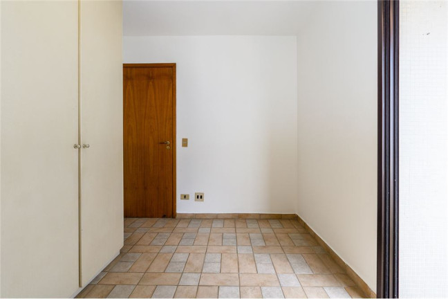 Imagem Imóvel com 3 Quartos à Venda,  em Vila Andrade - São Paulo