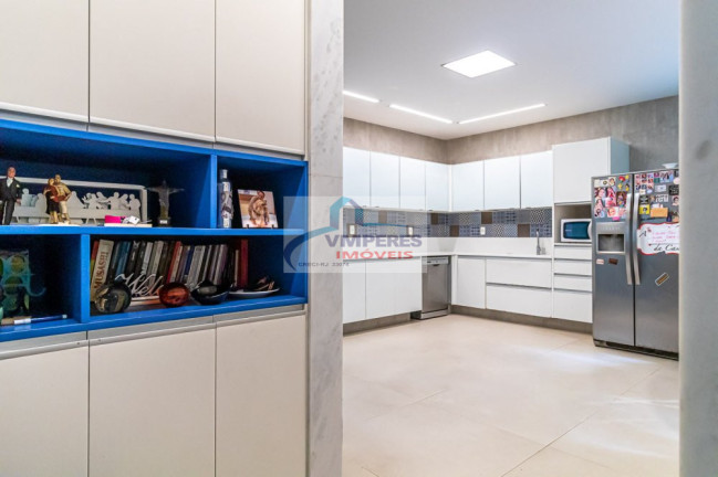 Imagem Casa com 4 Quartos à Venda, 595 m² em Humaitá - Rio De Janeiro Imagem Casa com 4 Quartos à Venda, 595 m² em Humaitá - Rio De Janeiro