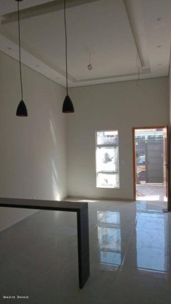 Imagem Casa com 2 Quartos à Venda, 90 m² em Vila Mota - Bragança Paulista Imagem Casa com 2 Quartos à Venda, 90 m² em Vila Mota - Bragança Paulista
